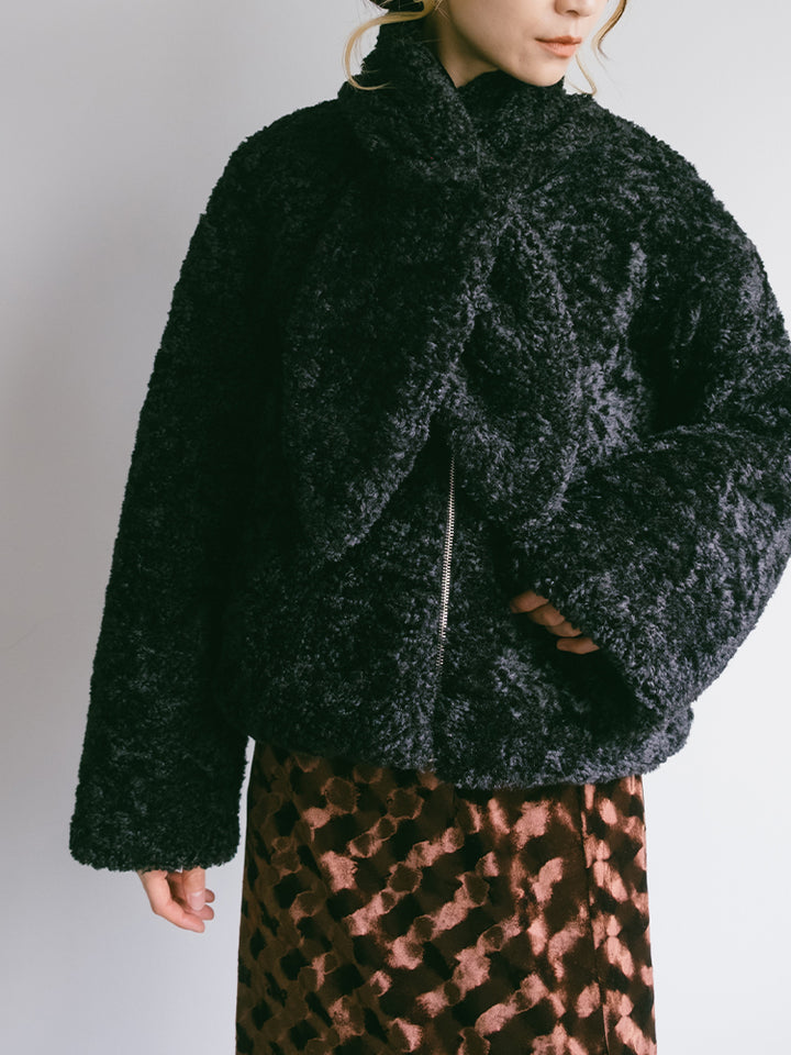 モデル身長:167cm / カラー:Black