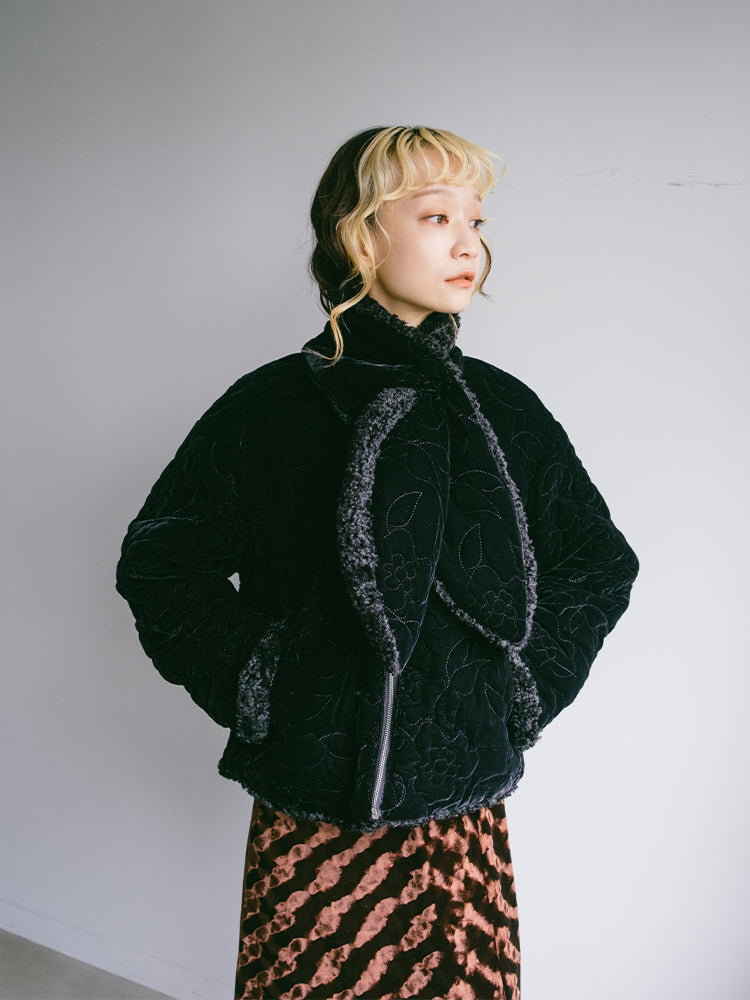 モデル身長:167cm / カラー:Black