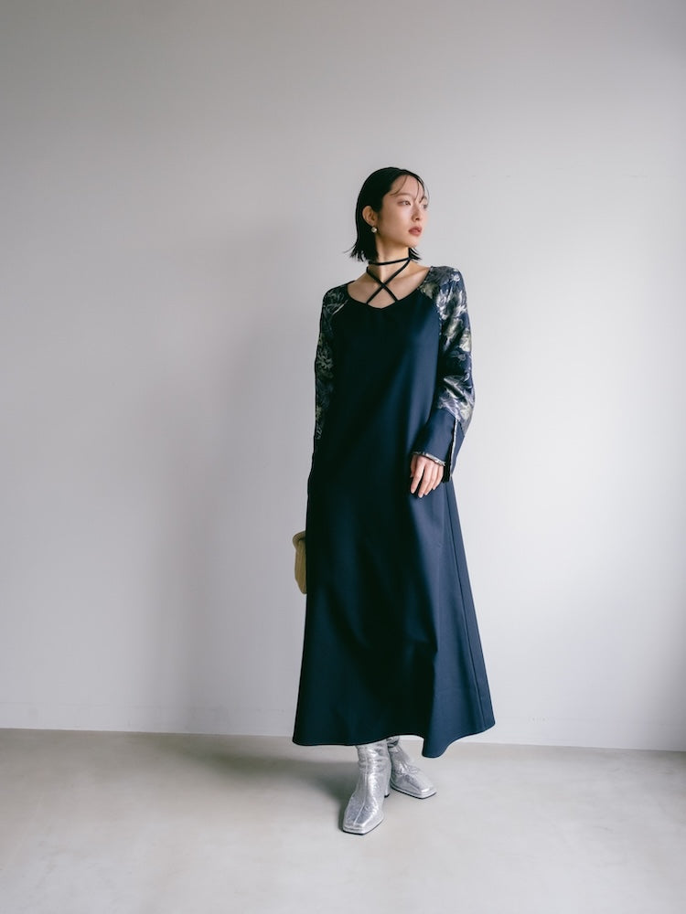 モデル身長:165cm / カラー:Navy