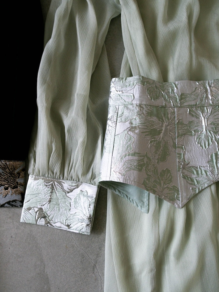 カラー:LightGreen