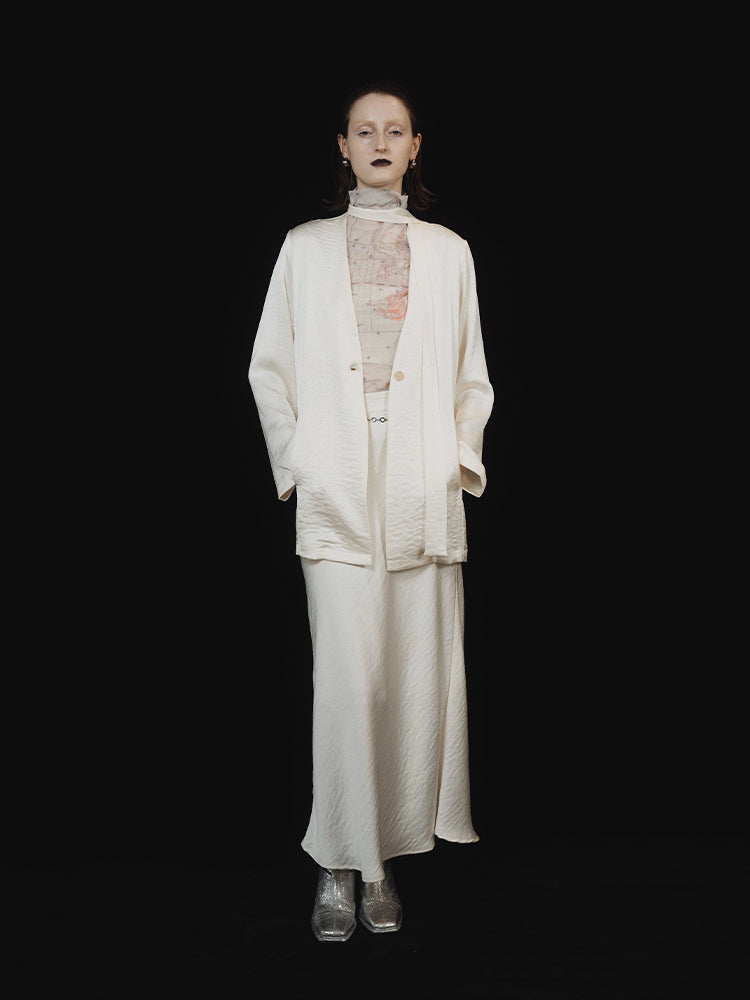 モデル身長:177cm / カラー:OffWhite / モデル着用サイズ:Mサイズ