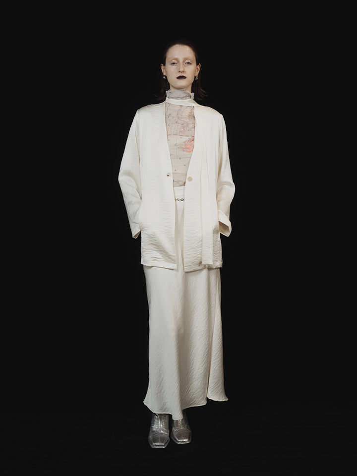 モデル身長:177cm / カラー:OffWhite / モデル着用サイズ:Mサイズ