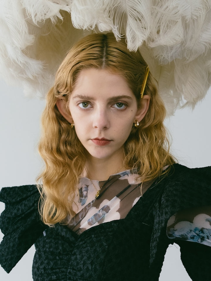 カラー:Gold ※ピアスの写真を使用していますが、こちらはイヤリングページです