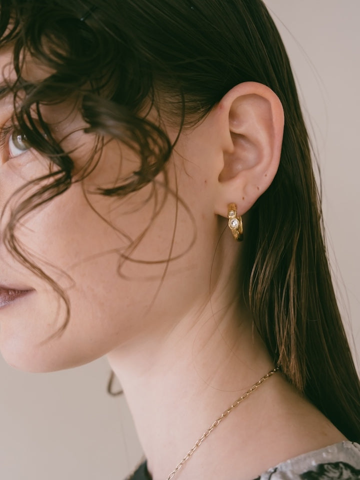 カラー:Gold ※ピアスの写真を使用していますが、こちらはイヤリングページです