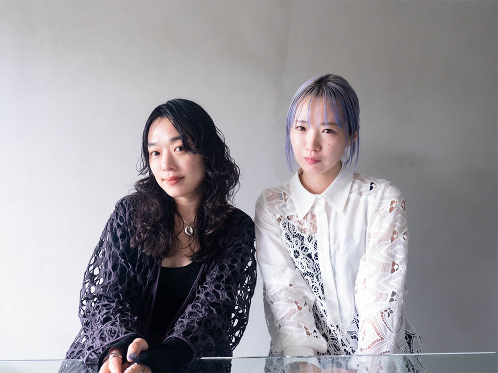 MARTE(マルテ)がお店をオープンして8周年を迎えます。デザイナー野村仁美とマネージャー三好香織に”MARTE”の起源やオリジナルブランドの誕生秘話、洋服やお店に対する想いについてお話を伺いました。