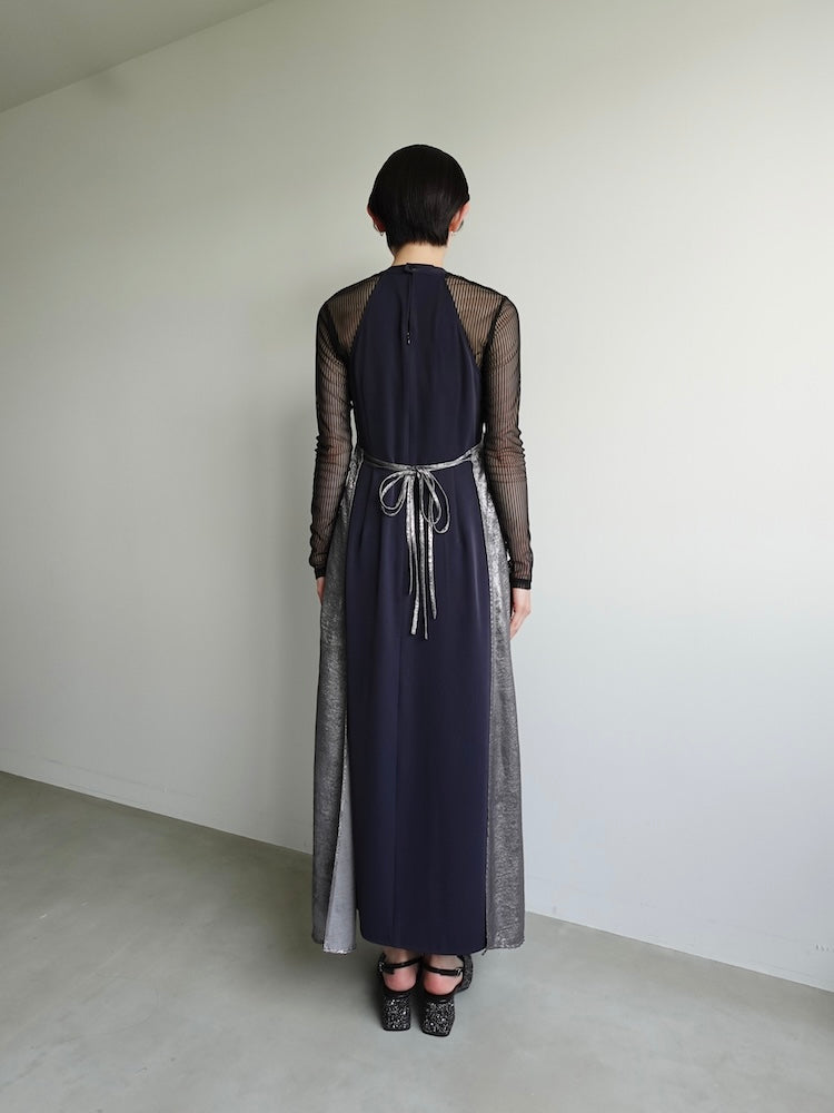 モデル身長：162cm / カラー：Navy