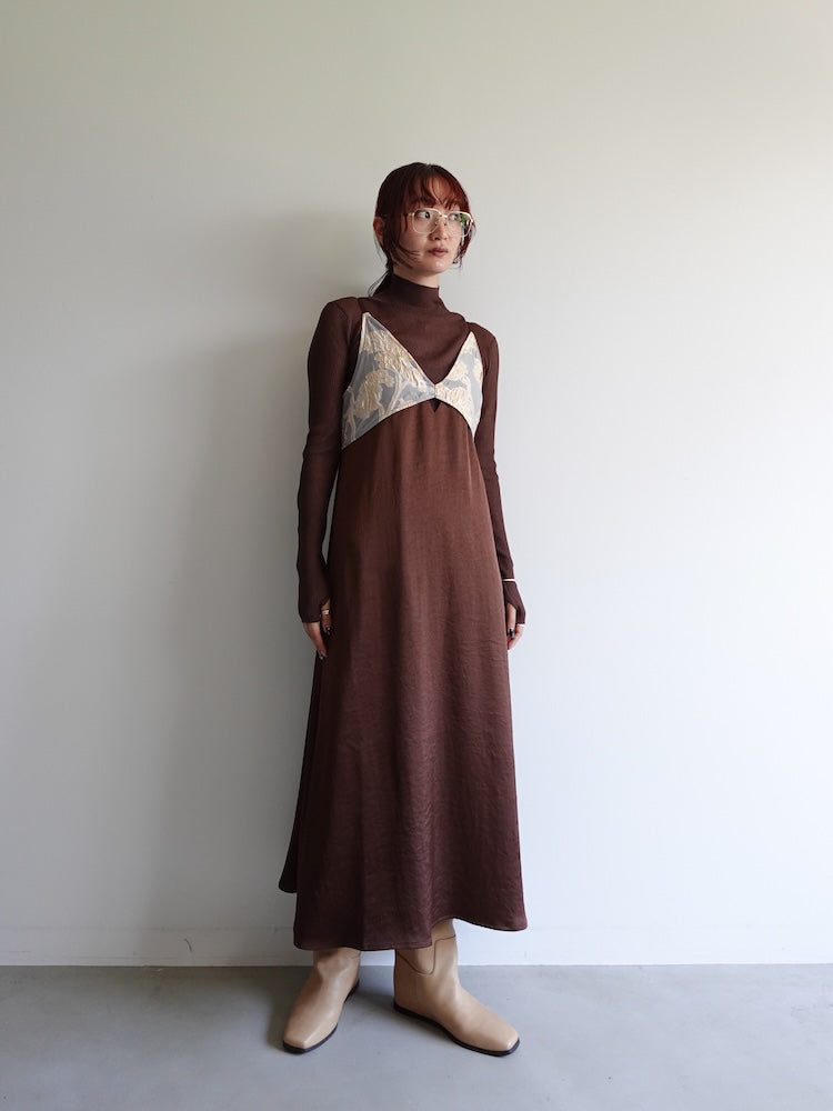 モデル身長：168cm / カラー：Brown