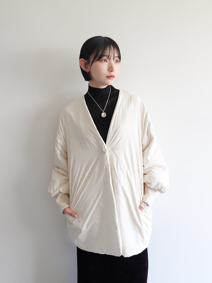 モデル身長：162cm / カラー：Ivory