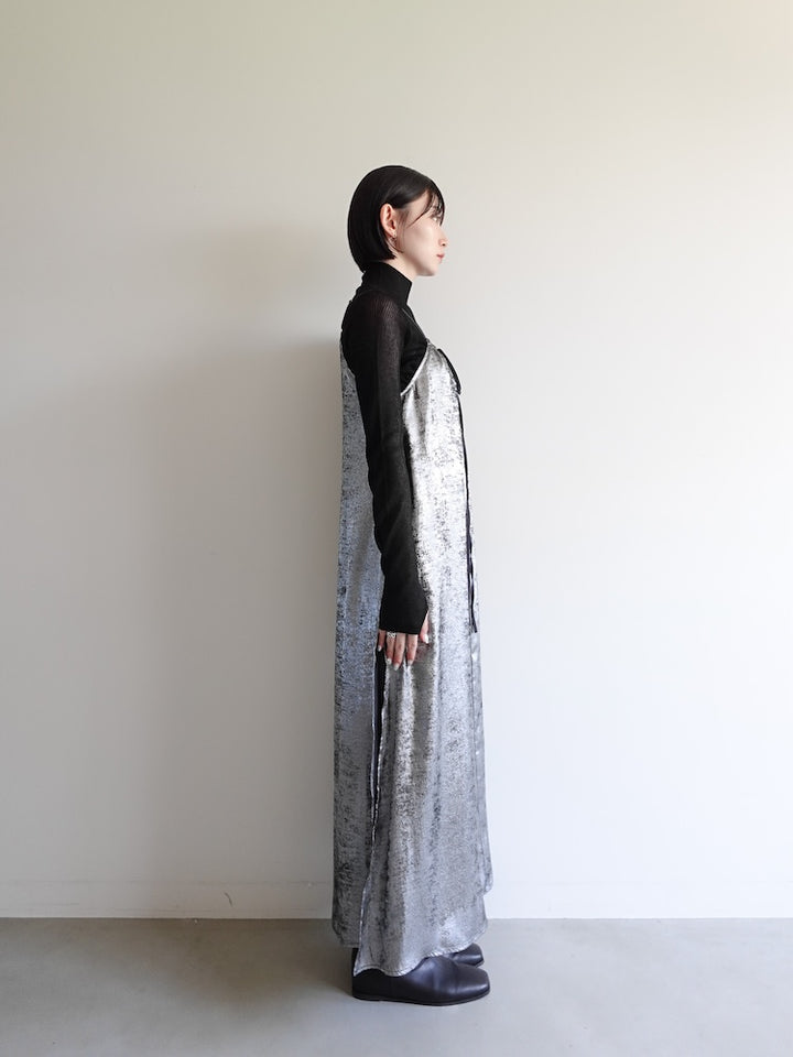 モデル身長：162m / カラー：Silver