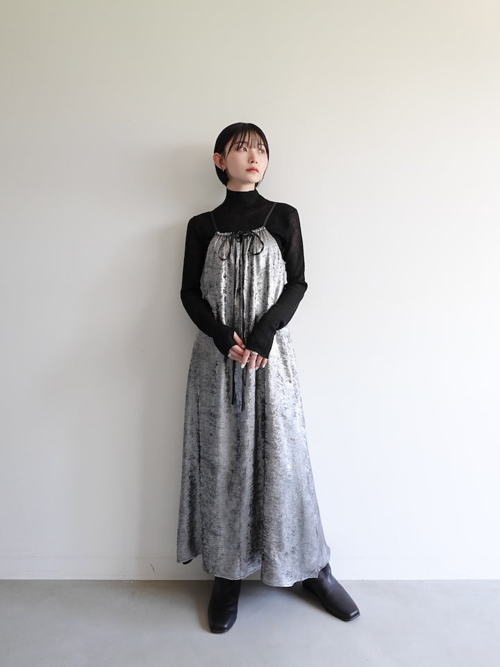 モデル身長：162cm / カラー：Black