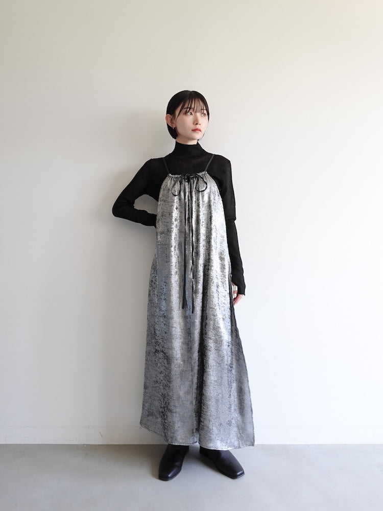 9月13日(土) 12:00販売開始】Drawstring Neck Glitter Dress – MARTE 9月13日(土) 12:00販売開始】Drawstring Neck Glitter Dress – MARTE