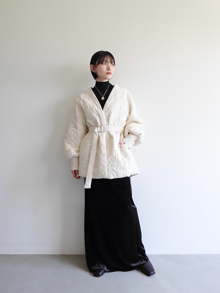 モデル身長：162cm / カラー：Ivory
