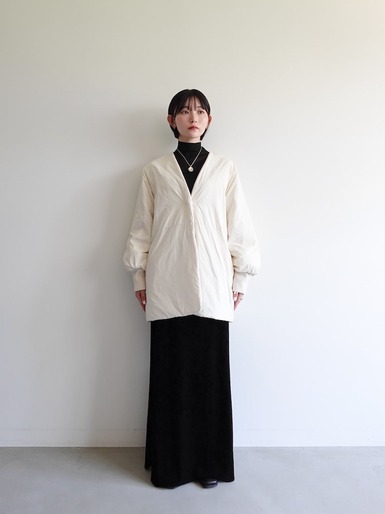 モデル身長：162cm / カラー：Ivory