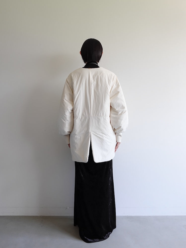 モデル身長：162cm / カラー：Ivory
