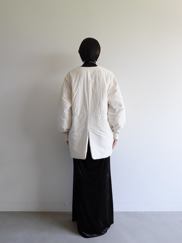 モデル身長：162cm / カラー：Ivory