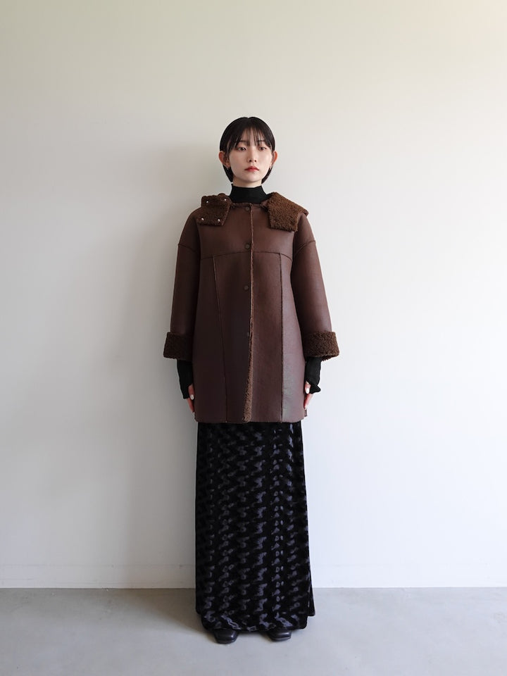 モデル身長：162cm / カラー：Black / 着用サイズ：Mサイズ