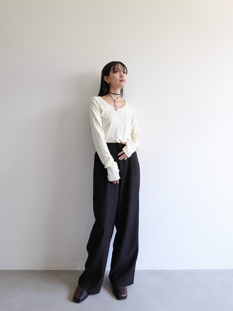 モデル身長：158cm / カラー：Ivory