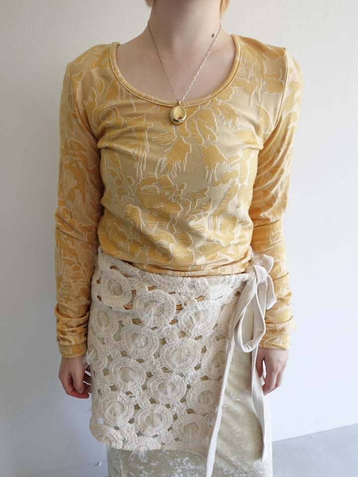 モデル身長：153cm / カラー：Yellow