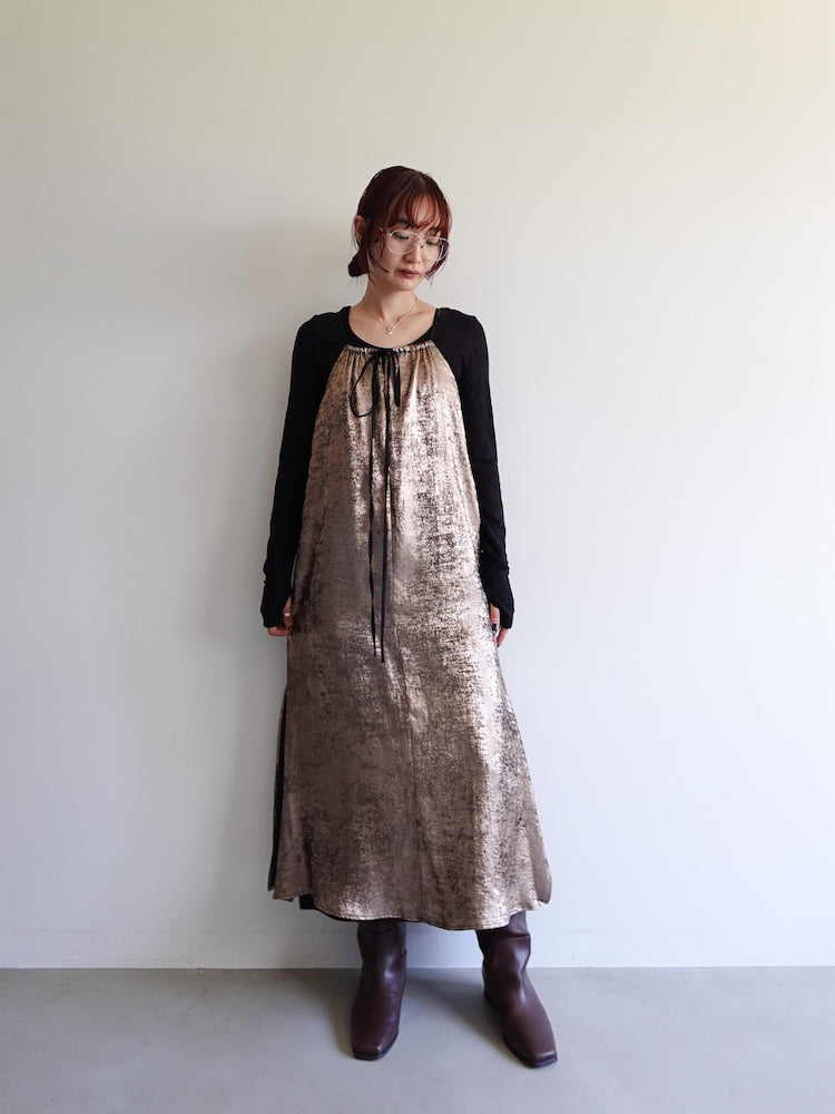 モデル身長：168cm / カラー：Gold