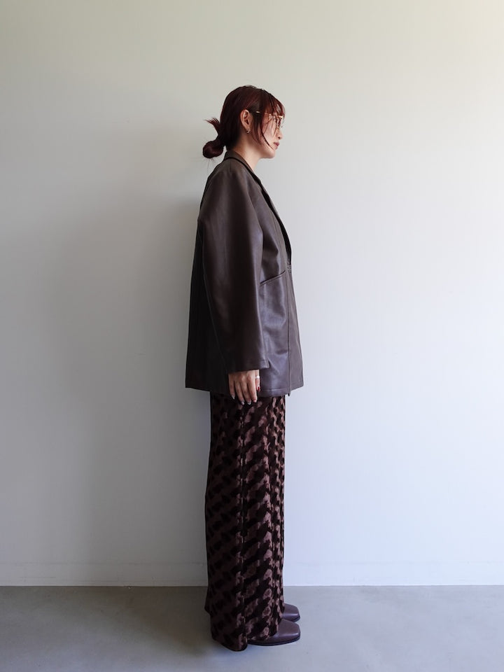 モデル身長：168cm / カラー：Brown