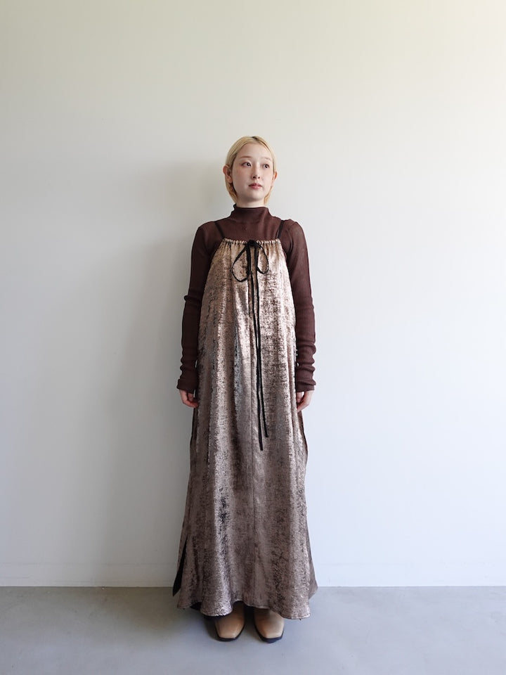 モデル身長：153cm / カラー：Gold