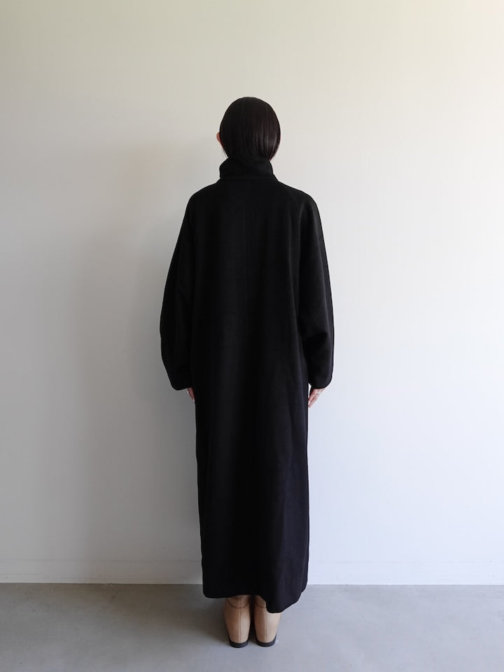 モデル身長：162cm / カラー：Black