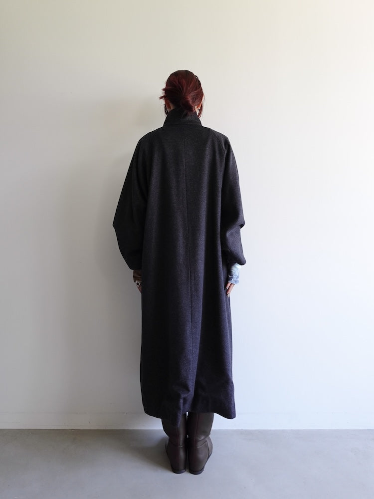 モデル身長：168cm / カラー：GrayNavy