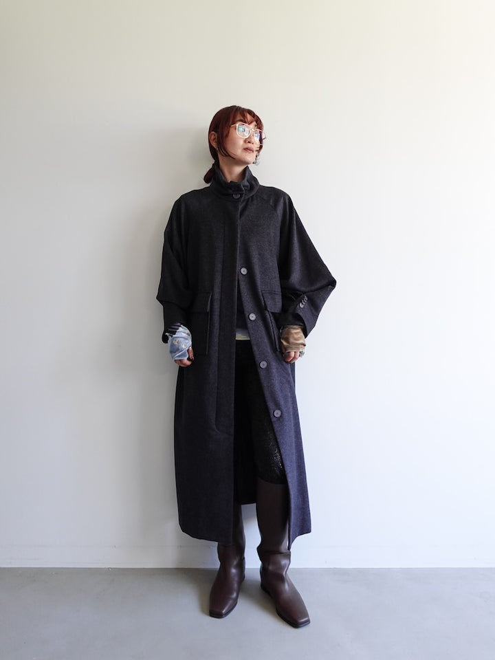 モデル身長：168cm / カラー：GrayNavy