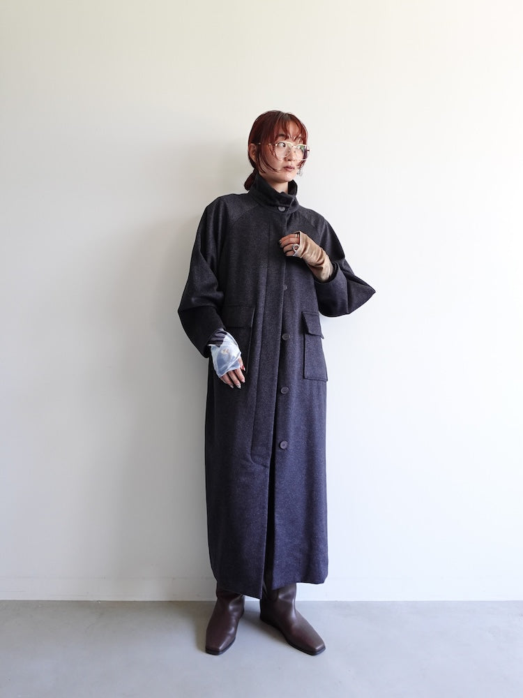 モデル身長：168cm / カラー：GrayNavy