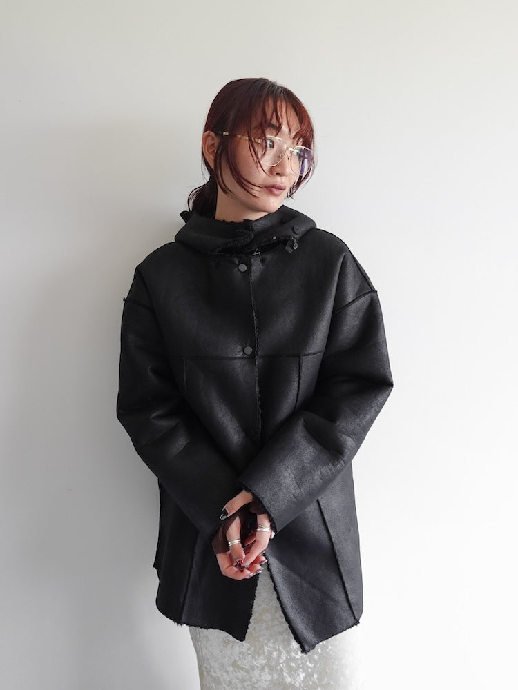 モデル身長：168cm / カラー：Black