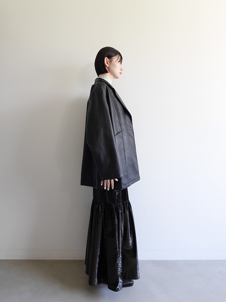 モデル身長：162cm / カラー：Black