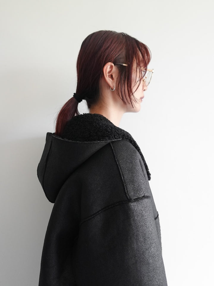 モデル身長：168cm / カラー：Black