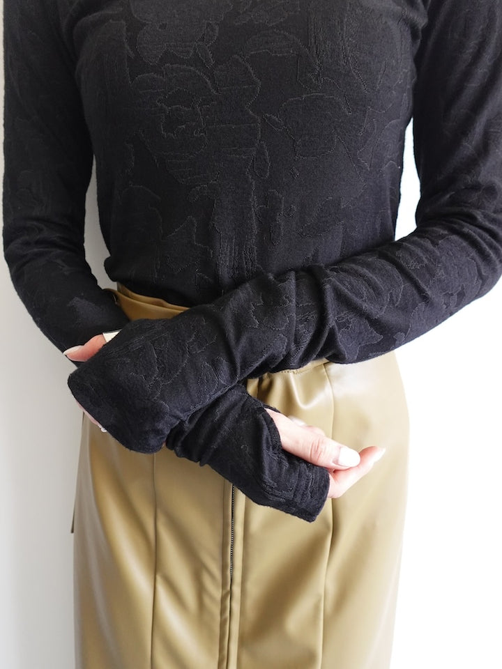 モデル身長：162cm / カラー：Black