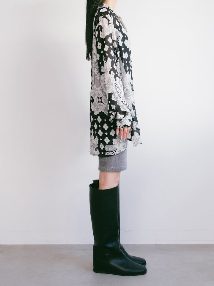 Monotone Over Shirt