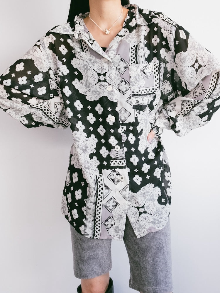 Monotone Over Shirt