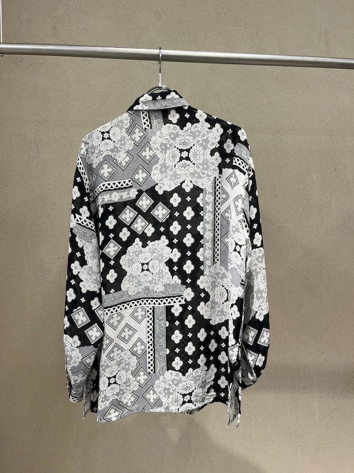 Monotone Over Shirt