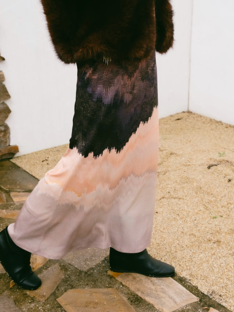 モデル身長：172cm / カラー：03 Sand 