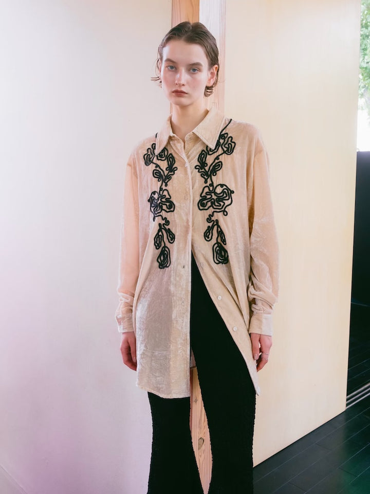 【10月24日(土) 12:00販売開始】Code Embroidery Velour Shirt