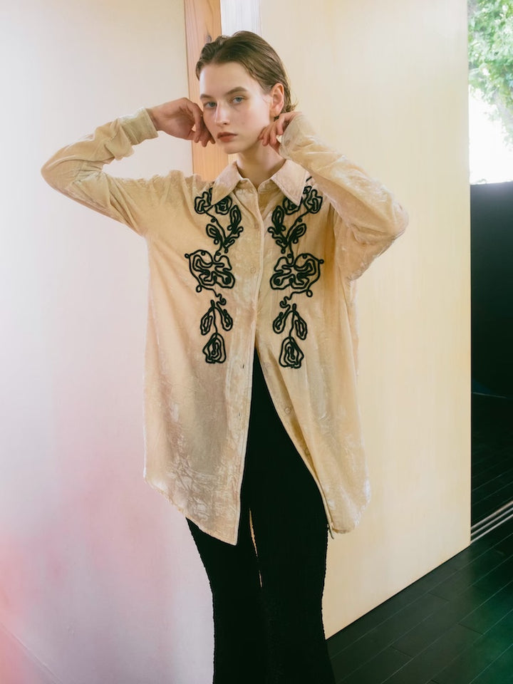【10月24日(土) 12:00販売開始】Code Embroidery Velour Shirt