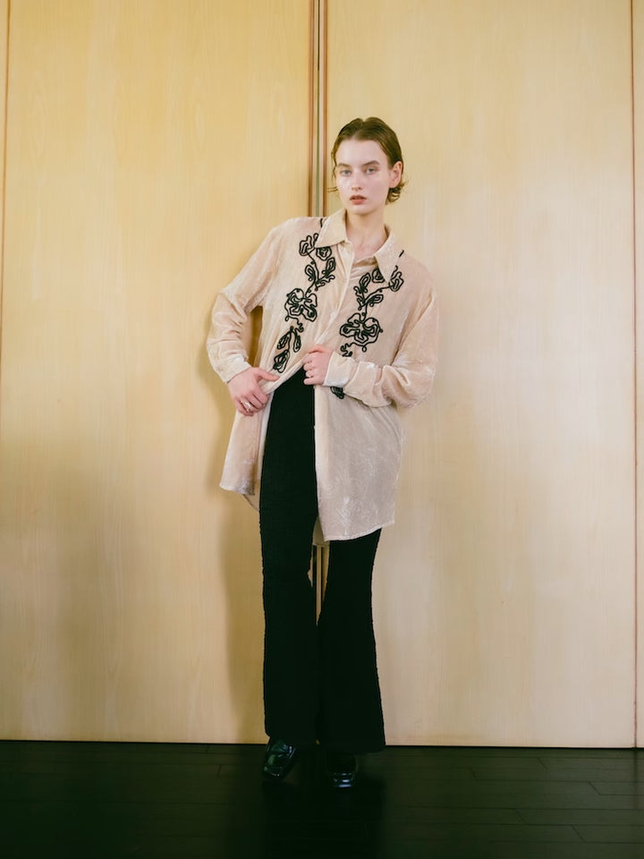 【10月24日(土) 12:00販売開始】Code Embroidery Velour Shirt