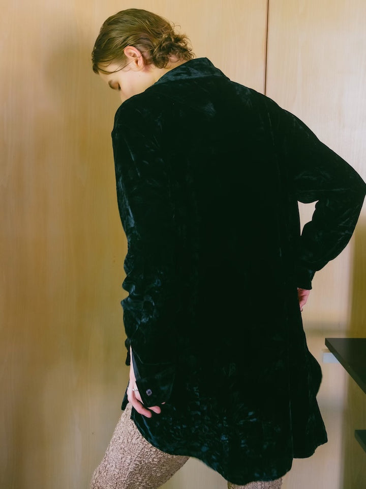 【10月24日(土) 12:00販売開始】Code Embroidery Velour Shirt
