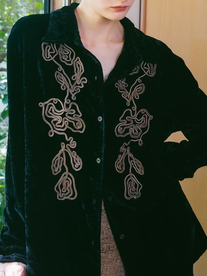 【10月24日(土) 12:00販売開始】Code Embroidery Velour Shirt