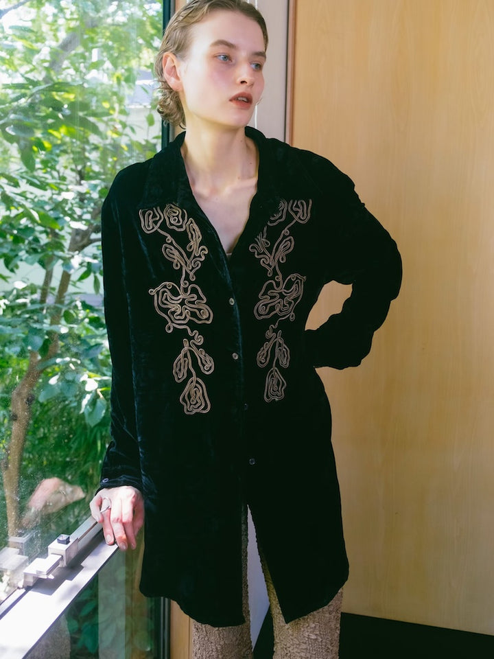 【10月24日(土) 12:00販売開始】Code Embroidery Velour Shirt
