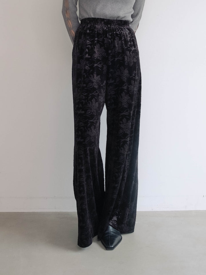 モデル身長：156cm / カラー：Black