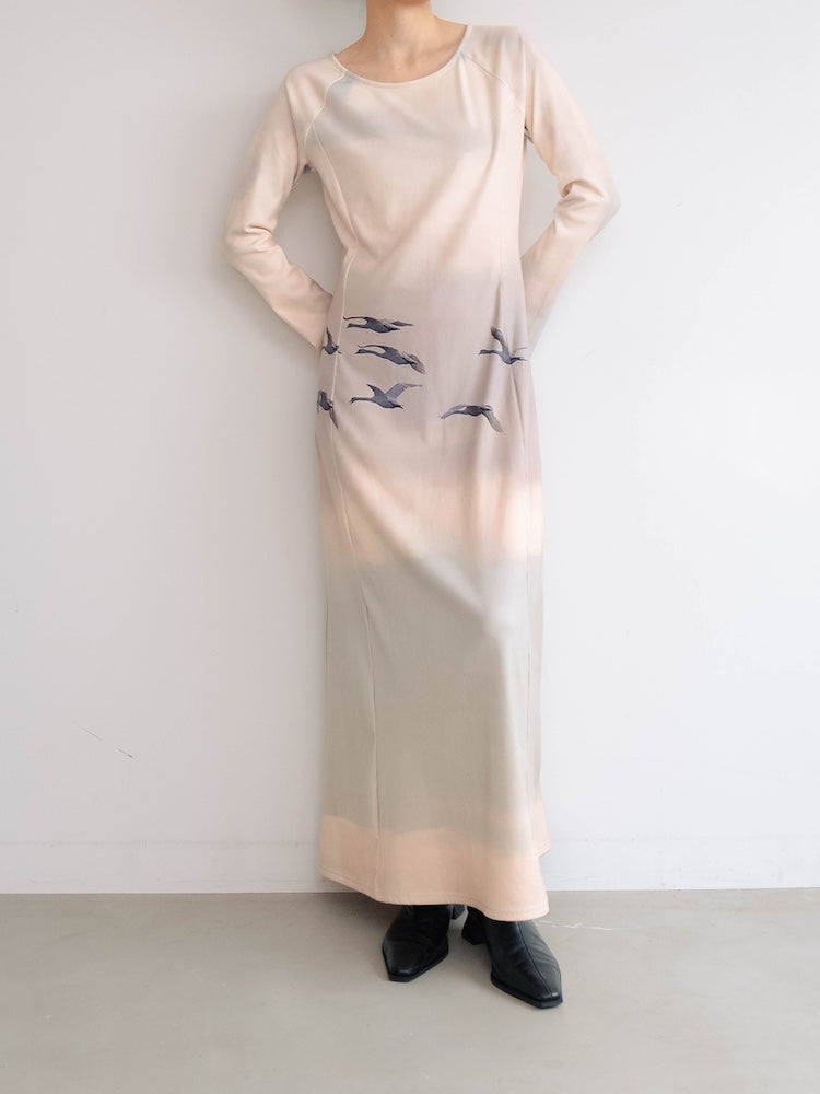 モデル身長：156cm / カラー：02 SwanMigration