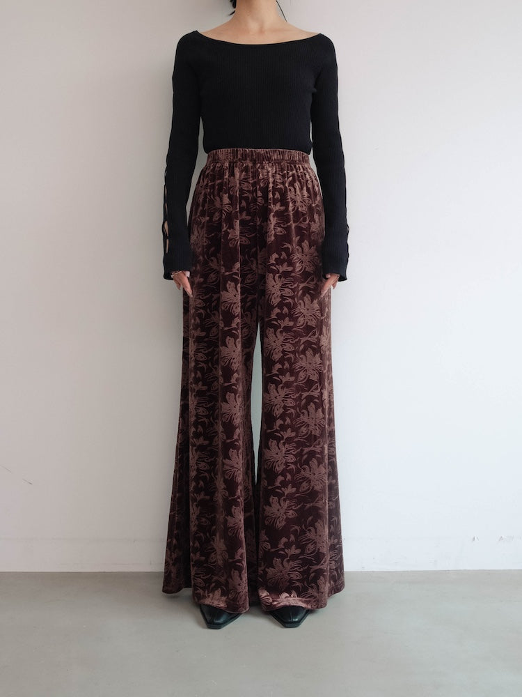 モデル身長：156cm / カラー：Brown
