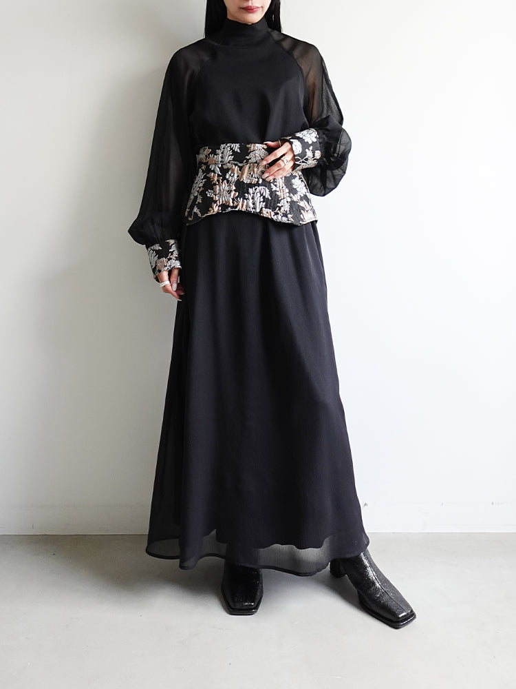 モデル身長：158cm / カラー：Black