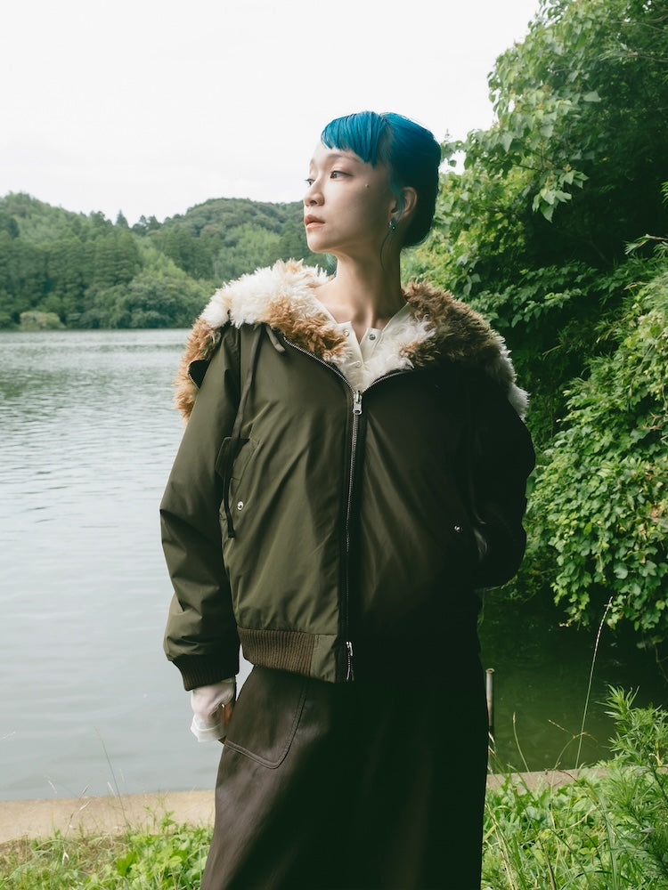 モデル身長：167cm / カラー：Khaki