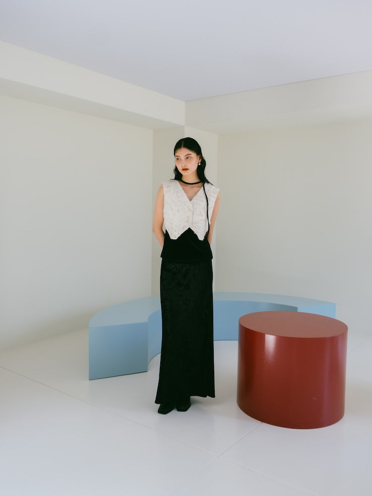 9月1日(月) 12:00販売開始】Crash Velour Long Skirt – MARTE