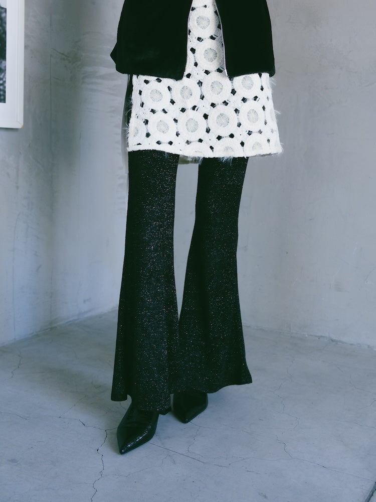 モデル身長：173cm / カラー：Black / モデル着用サイズ：Mサイズ